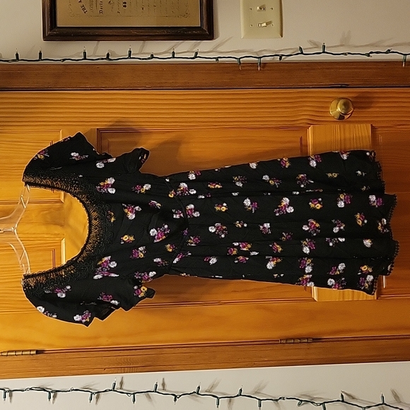 torrid Dresses & Skirts - Beautiful Torrid dress NWOT